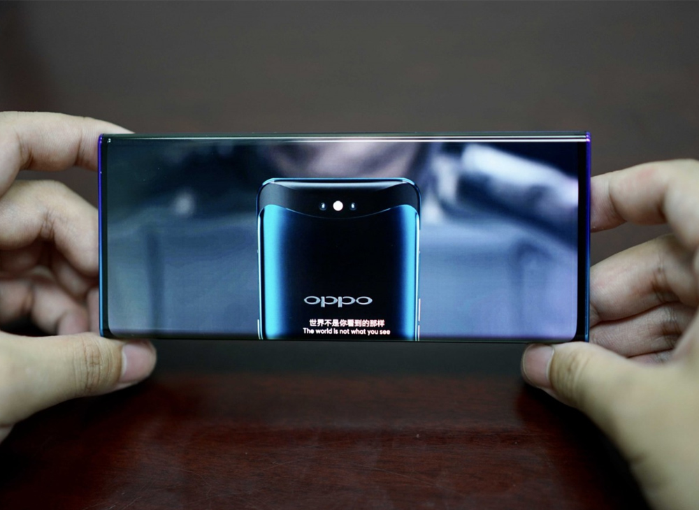 Oppo muestra una pantalla curvada para móviles con la intención de eliminar los marcos 1 Oppo%20 02
