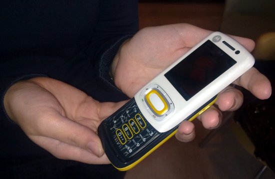 Lanzamiento Motorola W7 Active Edition 1 w7 active edition