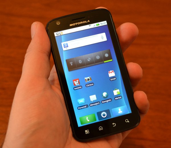 Nokia va a lo retro: lanza dos celulares con teclado físico y una enorme  batería, aunque sin WhatsApp