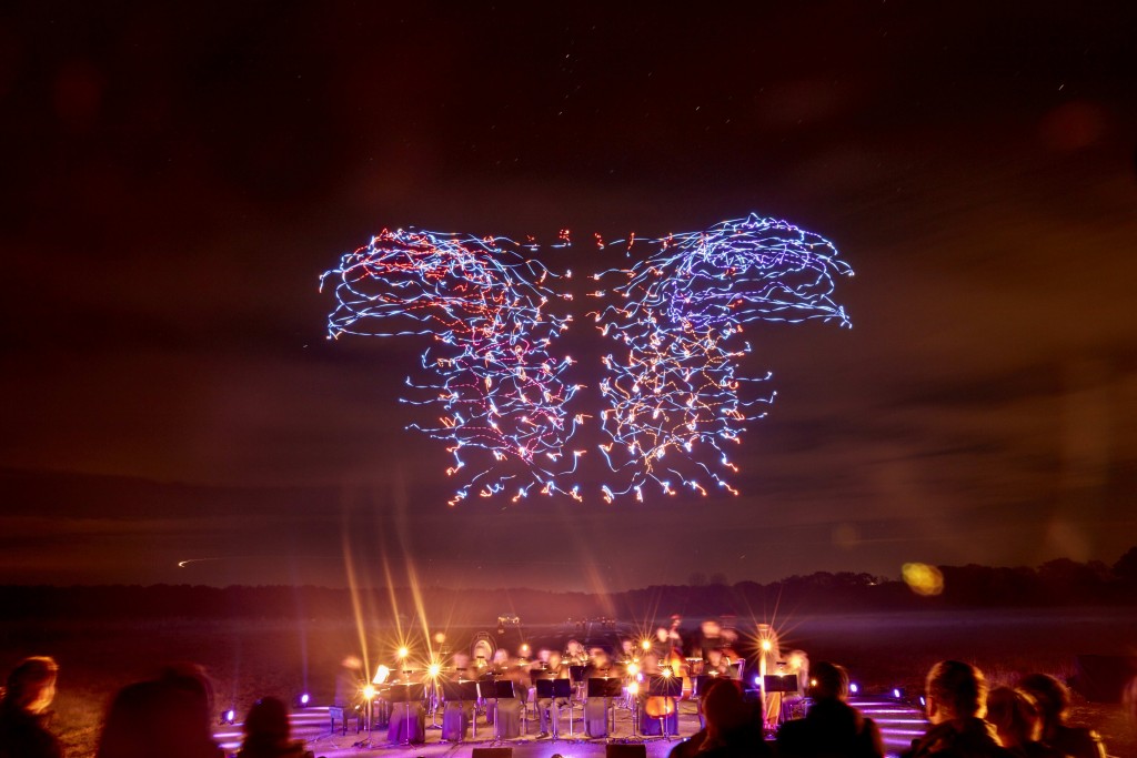 Intel Drone 100 Light Show Orchestra2