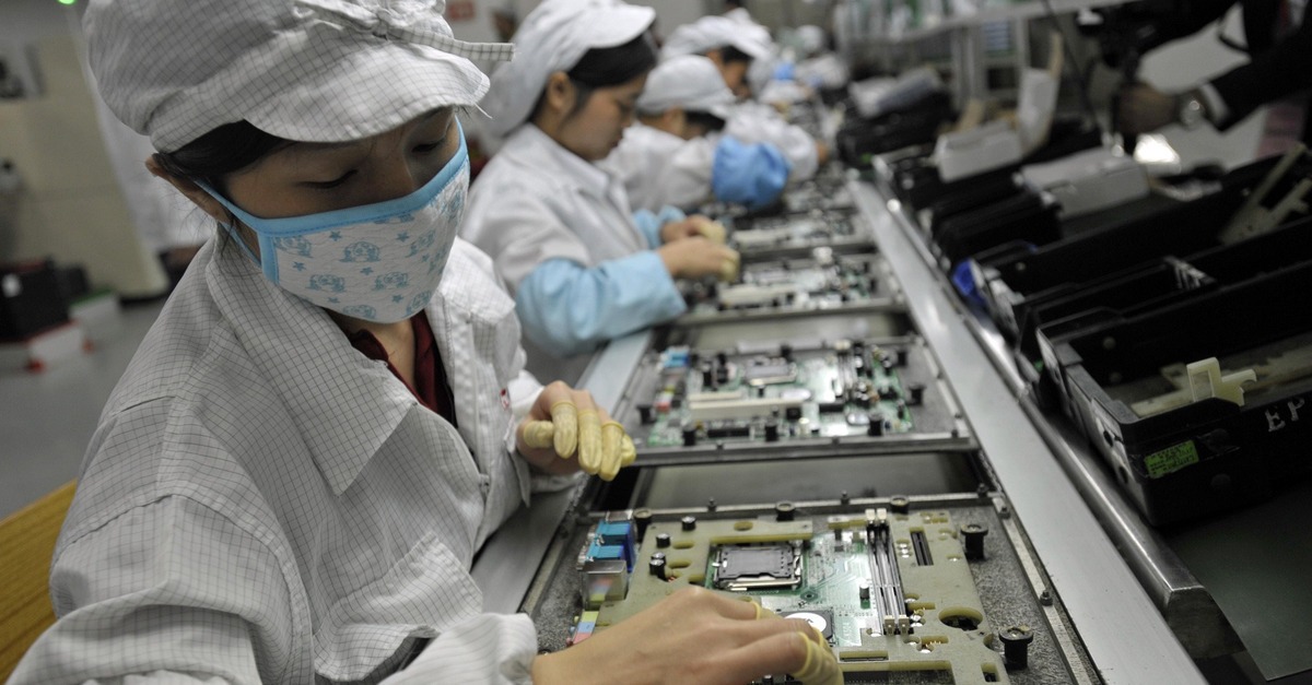 foxconn assembly line