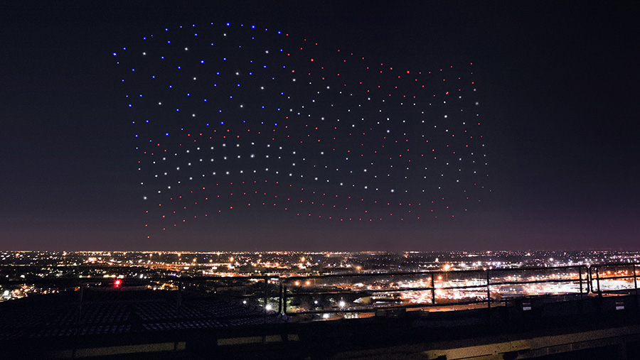Los drones de Intel formaron la bandera estadounidense en el Super Bowl 1 intel drones flag