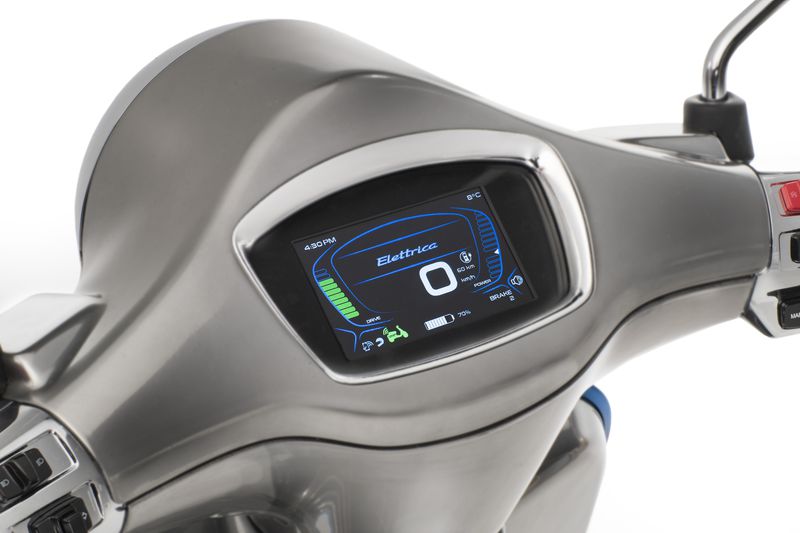 vespa elettrica display