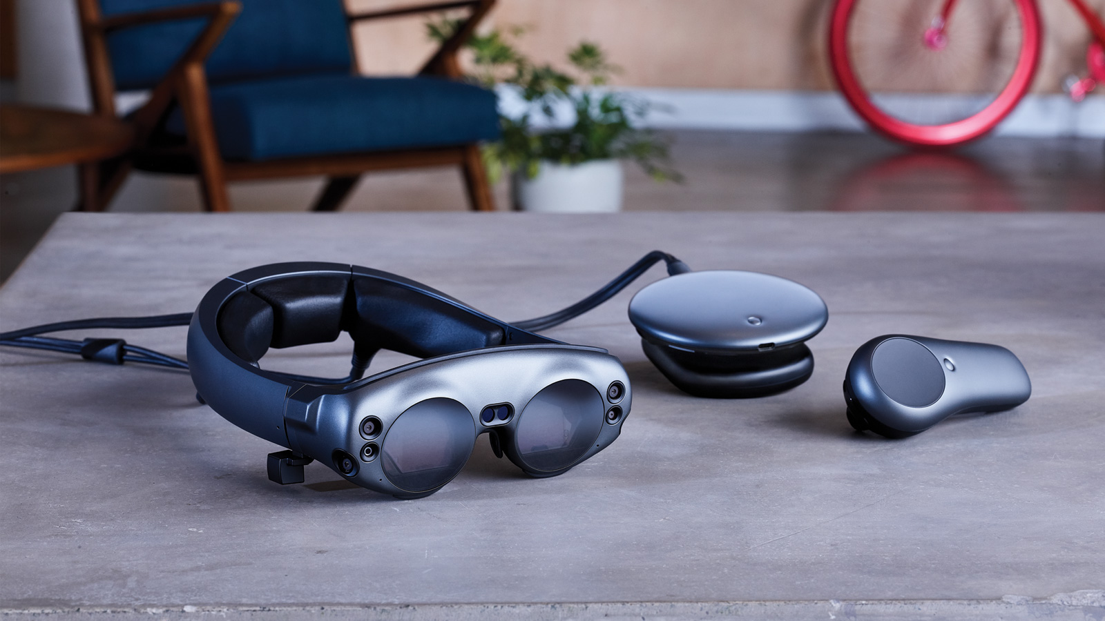 Magic Leap llega al fin al mercado con su visor de AR 2 magic leap one creator edition headset