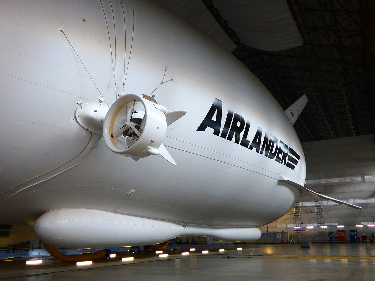 Airlander 10 Hangar