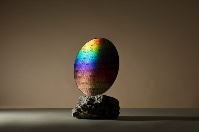 IBM y Samsung presentan VTFET, su nuevo proceso para achicar procesadores