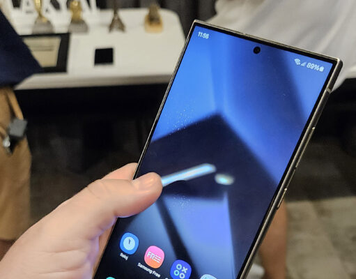 Baja de impuestos de importación en Argentina para celulares Samsung Galaxy S24 Ultra